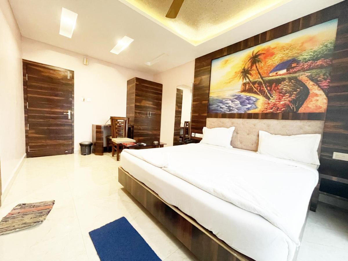 Hotel Rohan Rohani Puri Buitenkant foto