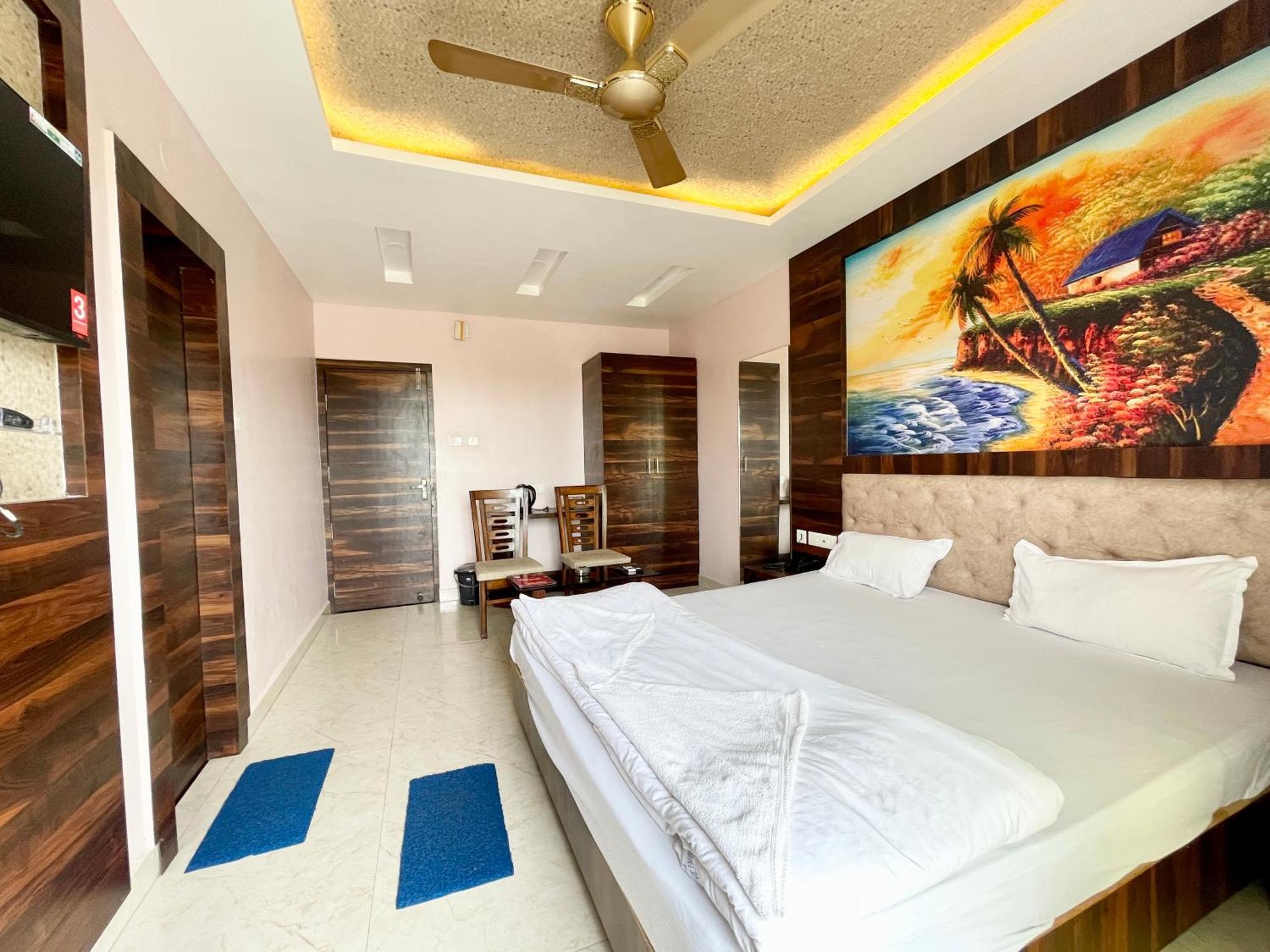 Hotel Rohan Rohani Puri Buitenkant foto